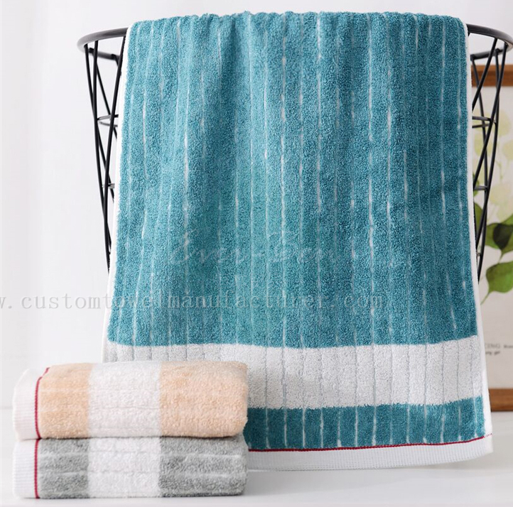 China Bulk personalized beach towels Manufacturer|Bespoke Blue Jacquard Bamboo Travel Beach Towels Factory for Switzerlands Danmark Austra Purtagal Spain France